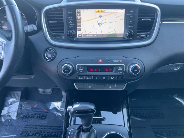 used 2019 Kia Sorento car, priced at $19,911