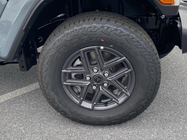 new 2025 Jeep Gladiator car, priced at $44,610