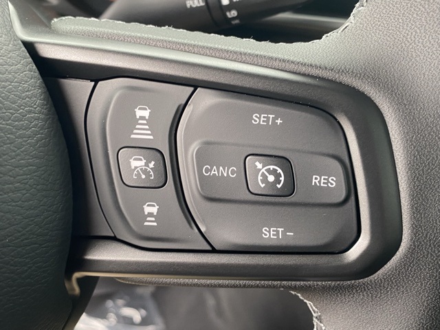 new 2025 Jeep Gladiator car, priced at $44,610