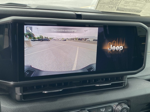 new 2025 Jeep Gladiator car, priced at $44,610