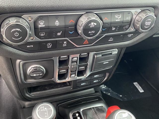 new 2025 Jeep Gladiator car, priced at $44,610