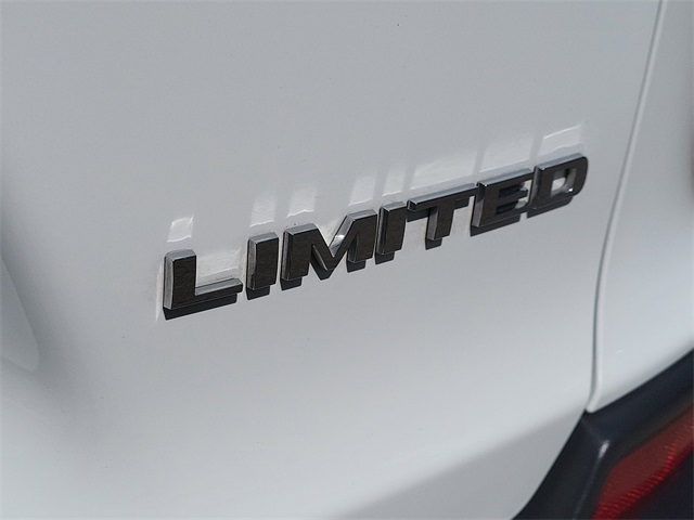 used 2022 Jeep Cherokee car, priced at $26,455
