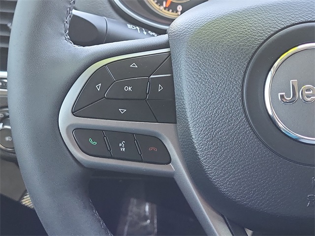 used 2022 Jeep Cherokee car, priced at $26,455