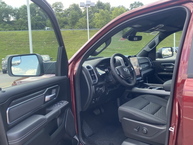 new 2025 Ram 1500 car, priced at $46,111