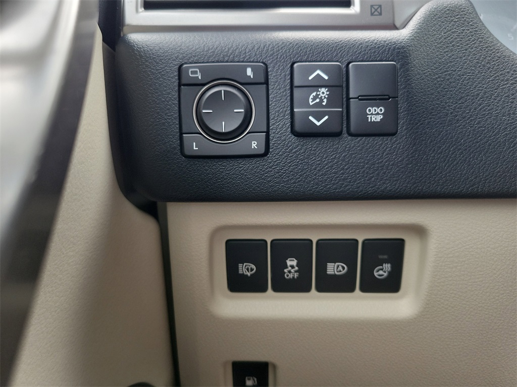 used 2022 Lexus GX car, priced at $50,998