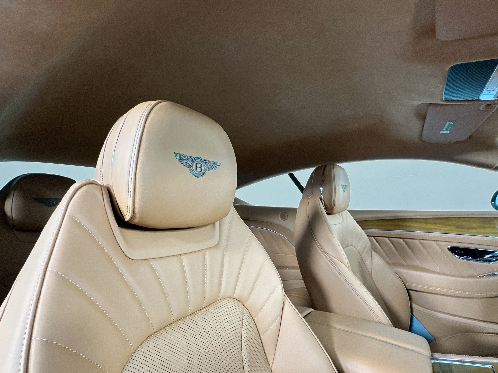new 2024 Bentley Continental GT car