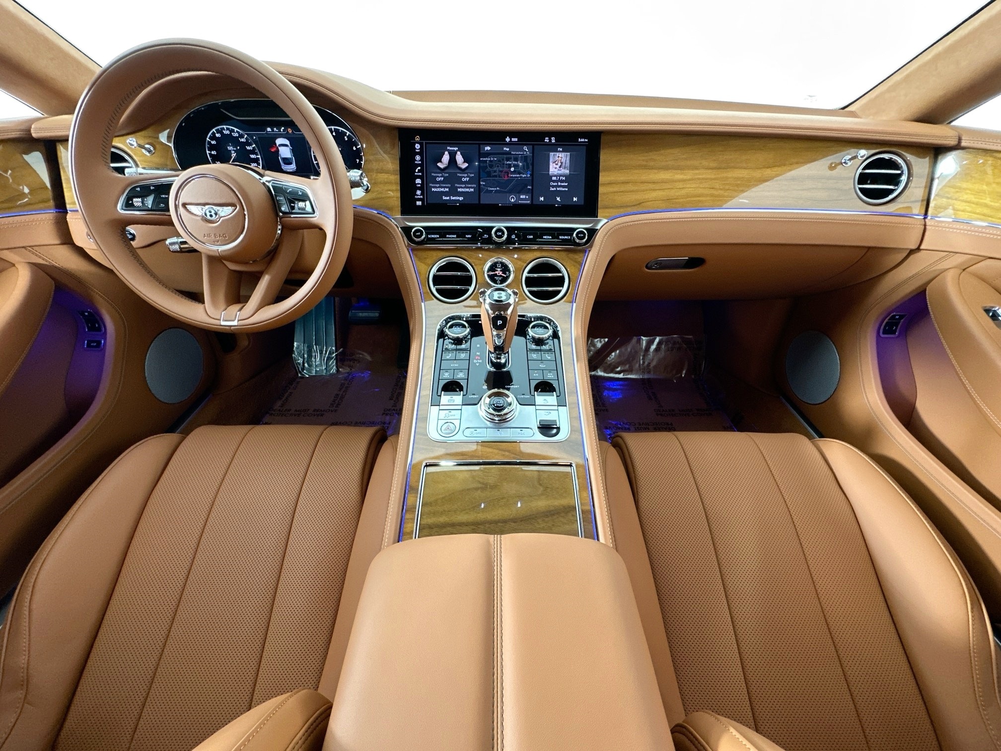 new 2024 Bentley Continental GT car