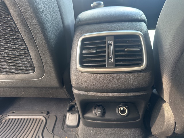 used 2018 Kia Sorento car, priced at $13,998