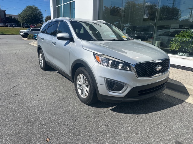 used 2018 Kia Sorento car, priced at $13,998
