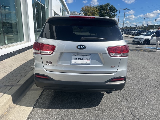 used 2018 Kia Sorento car, priced at $13,998