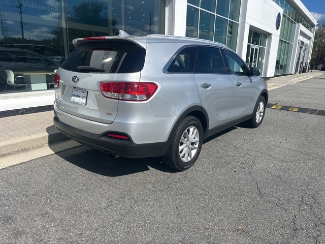 used 2018 Kia Sorento car, priced at $13,998