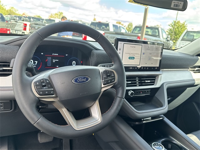 new 2025 Ford Explorer car, priced at $47,723