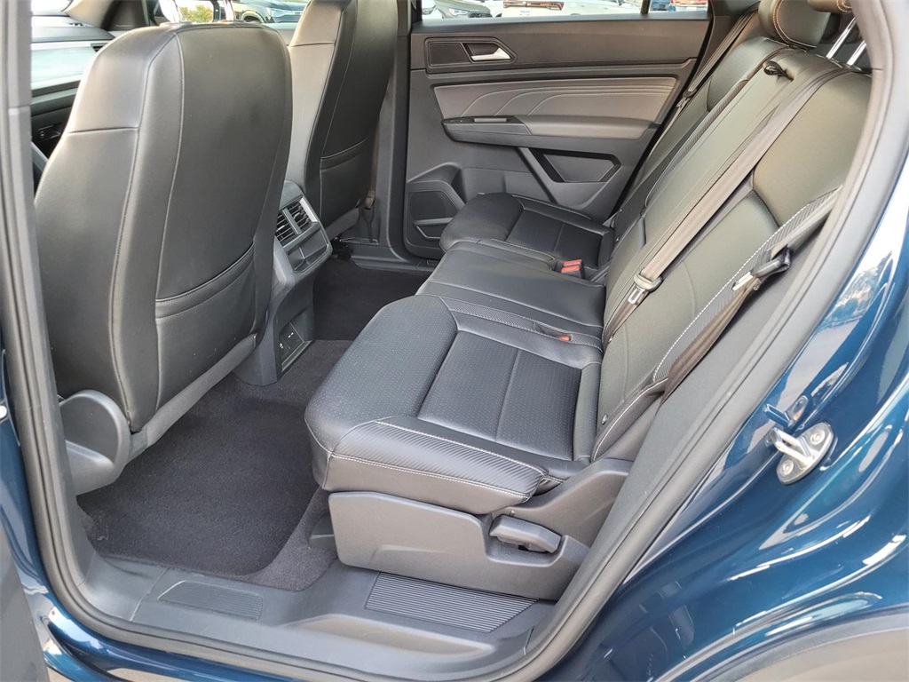 used 2021 Volkswagen Atlas Cross Sport car, priced at $15,127