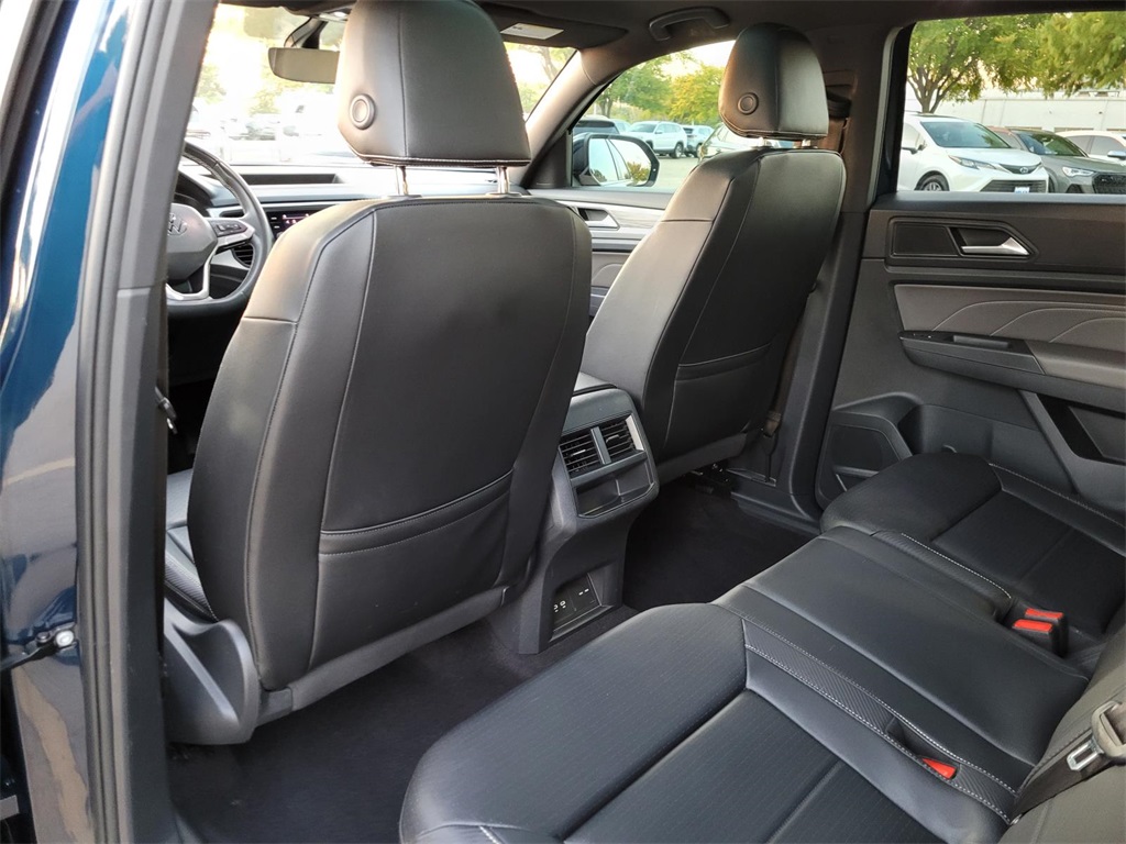 used 2021 Volkswagen Atlas Cross Sport car, priced at $15,127