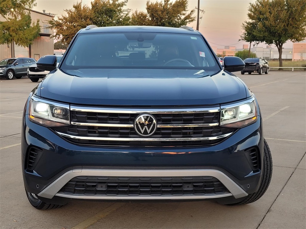 used 2021 Volkswagen Atlas Cross Sport car, priced at $15,127