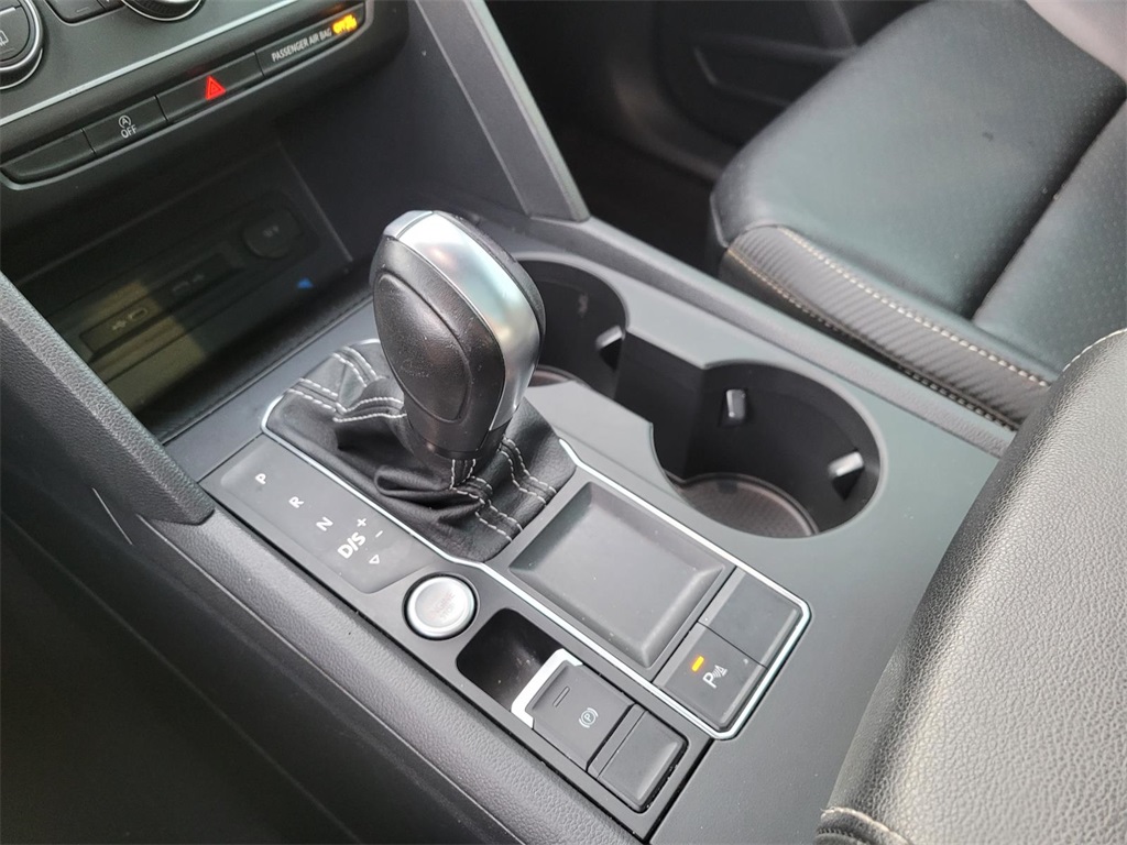 used 2021 Volkswagen Atlas Cross Sport car, priced at $15,127