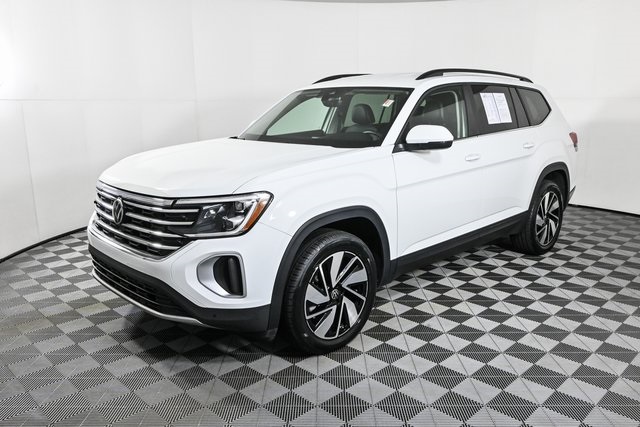used 2025 Volkswagen Atlas car, priced at $34,400