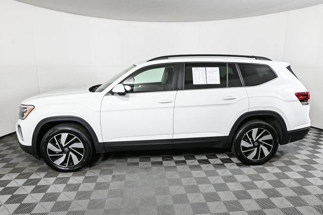 used 2025 Volkswagen Atlas car, priced at $34,400