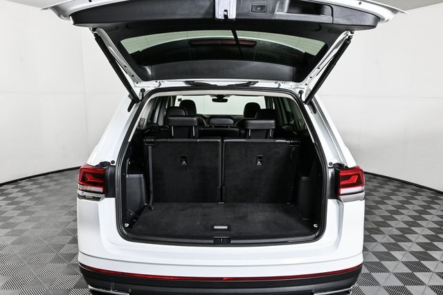used 2025 Volkswagen Atlas car, priced at $34,400