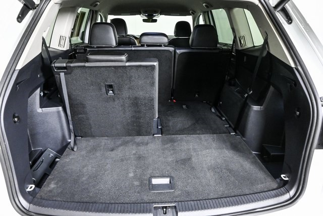 used 2025 Volkswagen Atlas car, priced at $34,400