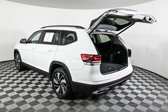 used 2025 Volkswagen Atlas car, priced at $34,400