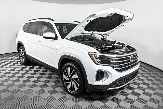 used 2025 Volkswagen Atlas car, priced at $34,400