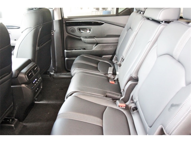 new 2025 Honda Pilot car, priced at $51,970