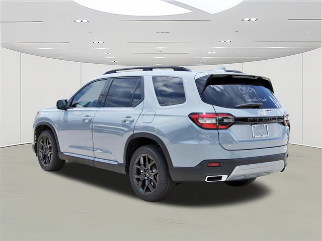 new 2025 Honda Pilot car, priced at $51,970