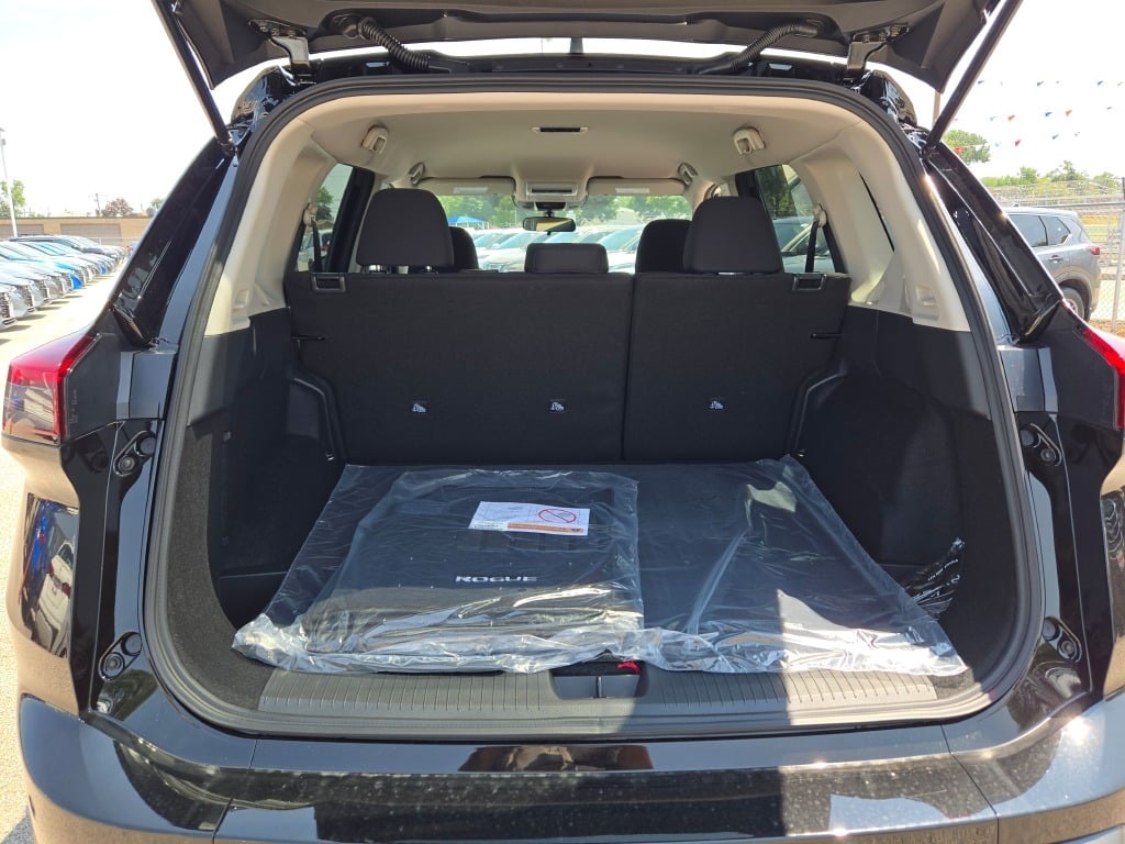 new 2025 Nissan Rogue car, priced at $32,110