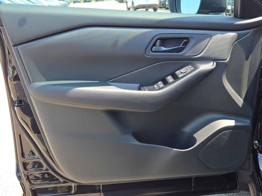 new 2025 Nissan Rogue car, priced at $32,110