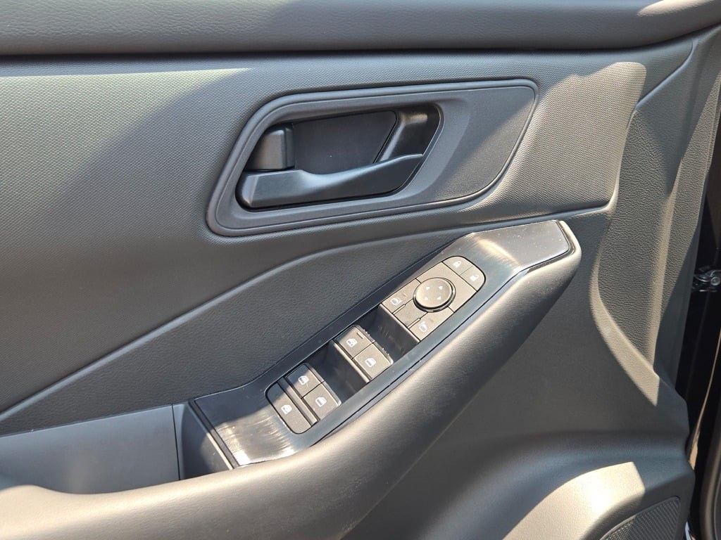new 2025 Nissan Rogue car, priced at $32,110