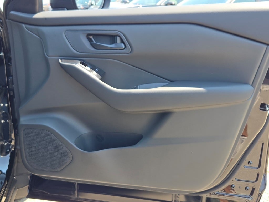 new 2025 Nissan Rogue car, priced at $32,110