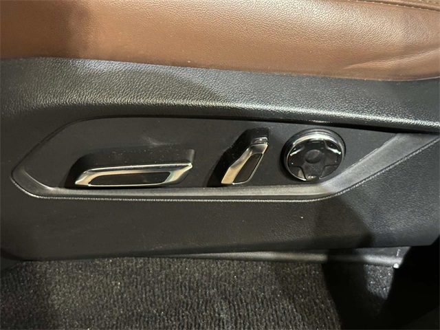 used 2023 Acura MDX car, priced at $40,436