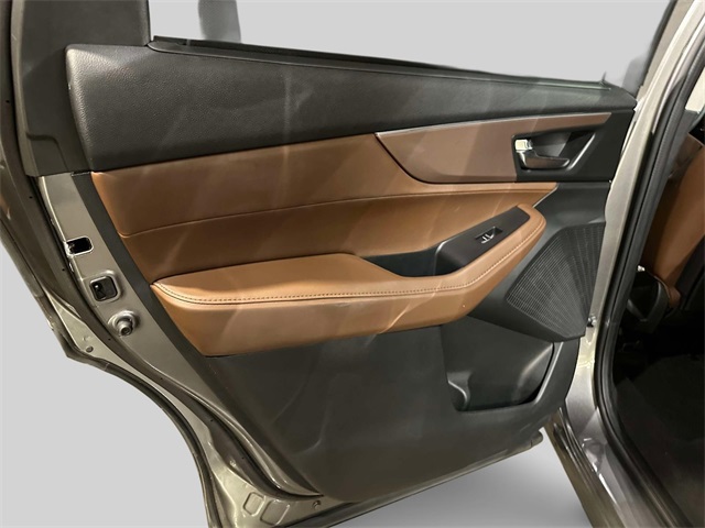 used 2023 Acura MDX car, priced at $40,436