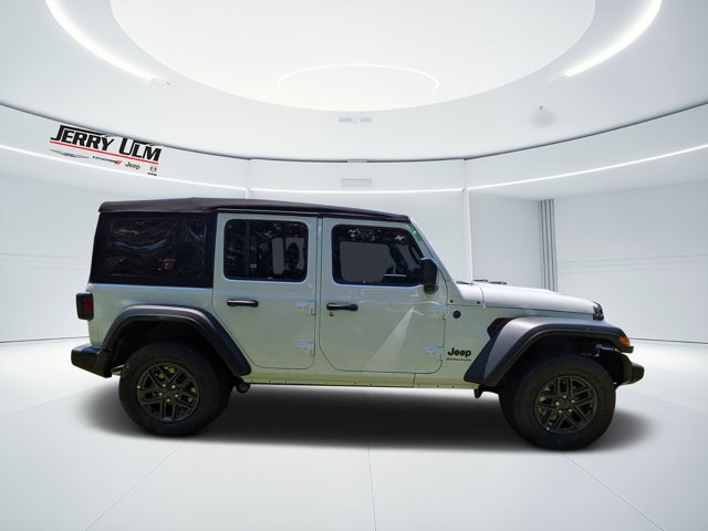 new 2025 Jeep Wrangler car, priced at $32,785