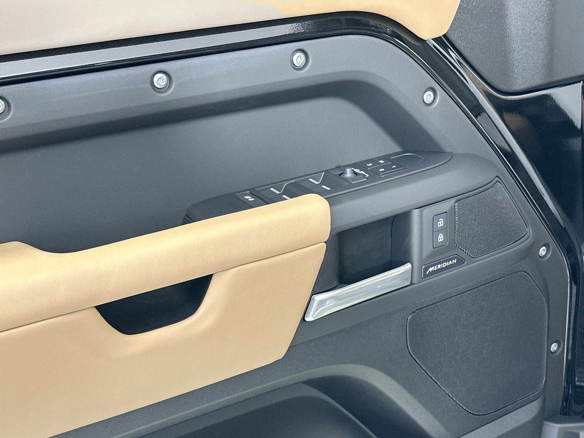 new 2025 Land Rover Defender 110 car, priced at $80,283