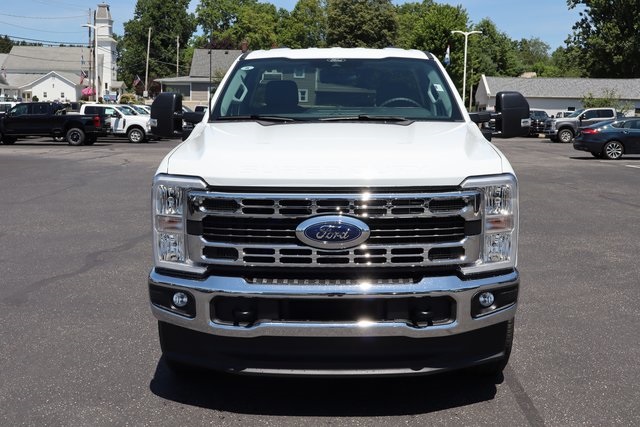 new 2025 Ford F-350SD car, priced at $53,430