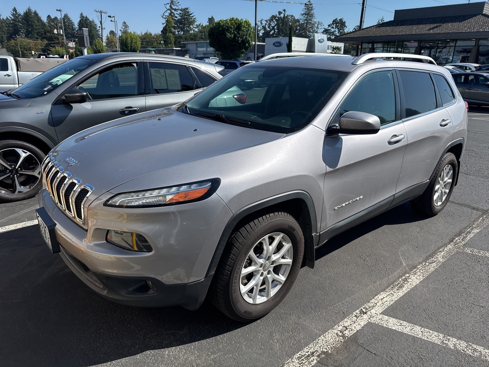 used 2018 Jeep Cherokee car, priced at $17,498