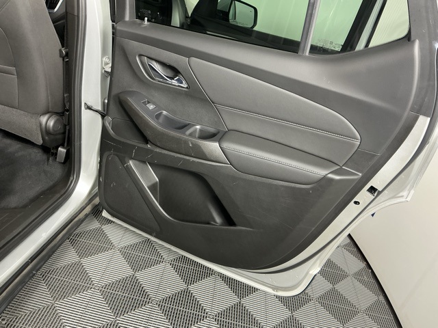 used 2022 Chevrolet Traverse car, priced at $23,366