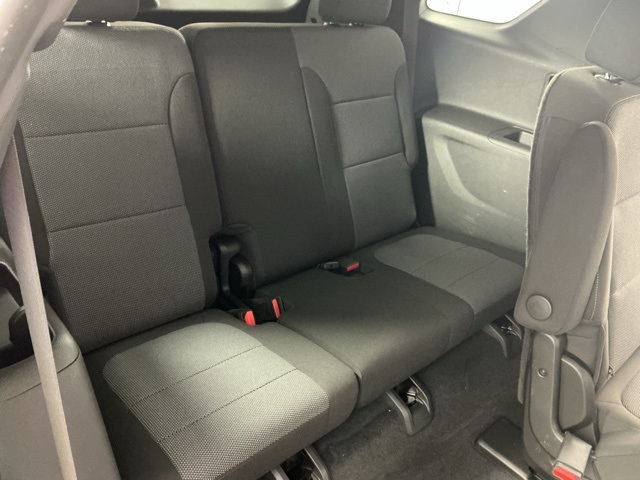 used 2022 Chevrolet Traverse car, priced at $23,366