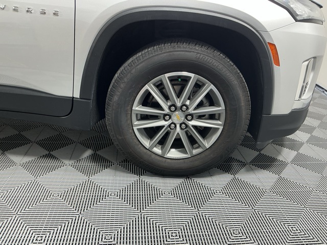 used 2022 Chevrolet Traverse car, priced at $23,366