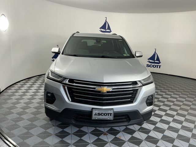 used 2022 Chevrolet Traverse car, priced at $23,366