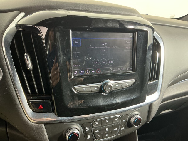 used 2022 Chevrolet Traverse car, priced at $23,366