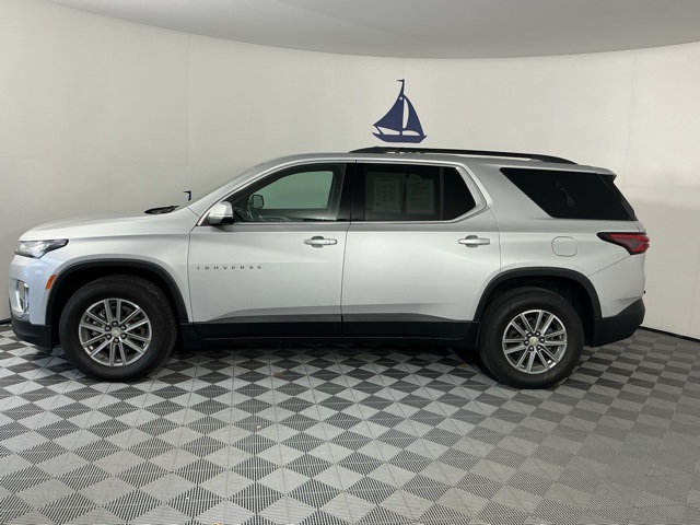 used 2022 Chevrolet Traverse car, priced at $23,366