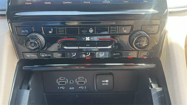 new 2025 Jeep Grand Cherokee car, priced at $45,025