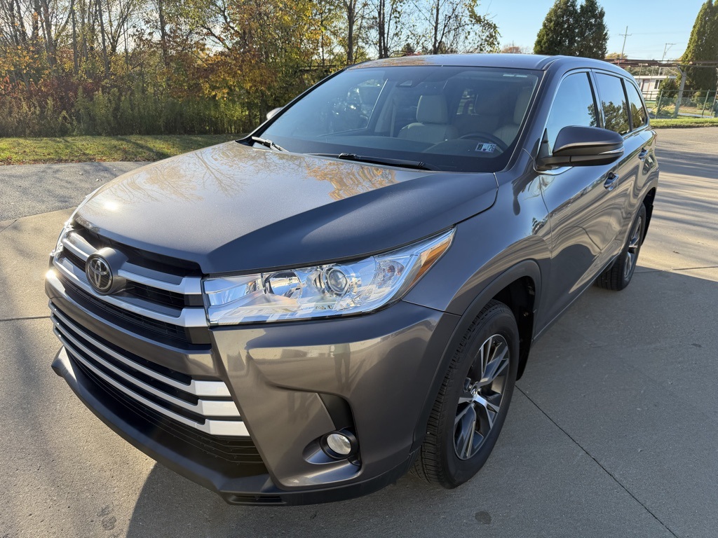 used 2017 Toyota Highlander car, priced at $19,903