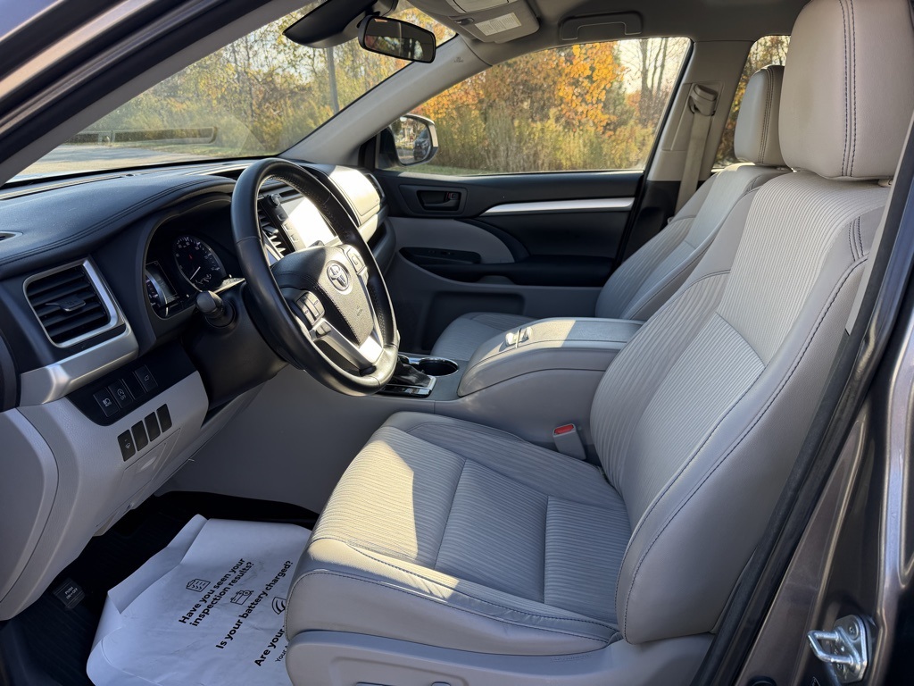 used 2017 Toyota Highlander car, priced at $19,903