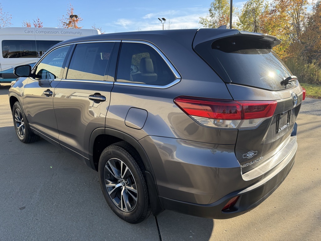 used 2017 Toyota Highlander car, priced at $19,903