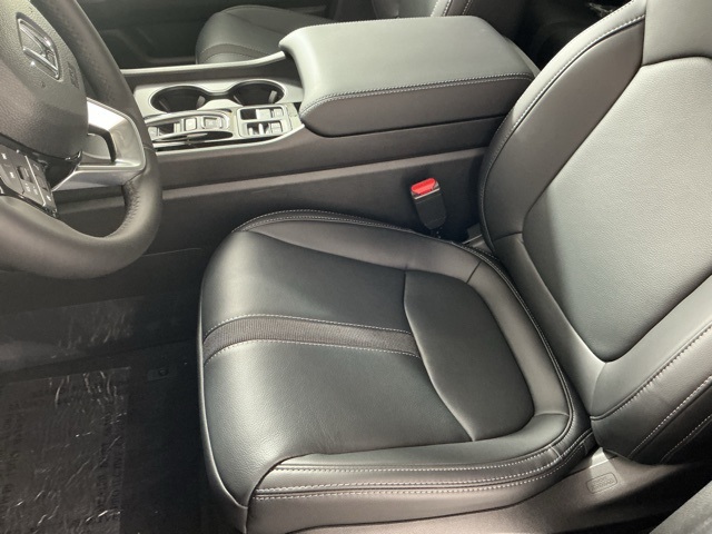 new 2025 Honda Pilot car, priced at $48,280