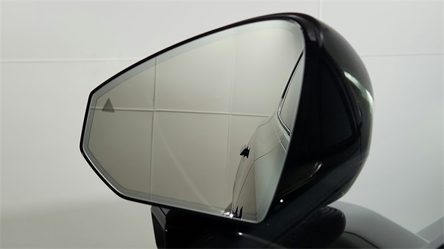 new 2025 Volvo EX90 car, priced at $81,290